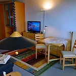 Residenz 18 아파트