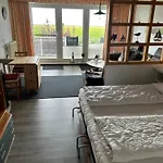 Residenz 18 아파트